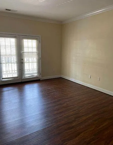 207 Hollingsworth Ave #25 — Photo 1