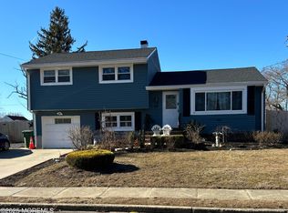 811 Ruth Dr, Neptune, NJ 07753