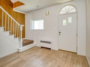 32 Huntington Ave, Worcester, MA 01606