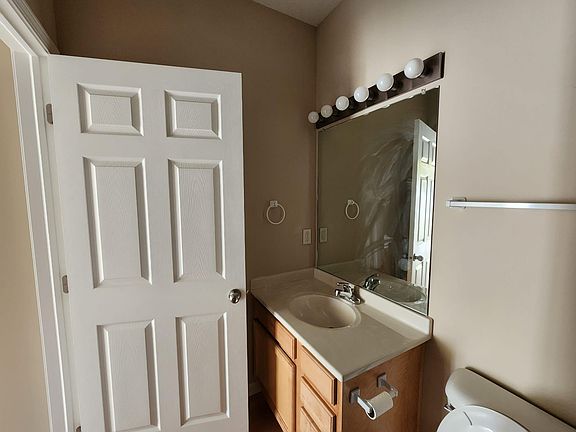 3rd image of 1311 SE University Ave Unit 103
