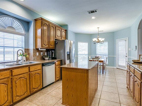 4th image of 5517 Smokethorn Dr