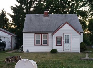 813 S Stewart St, Creve Coeur, IL