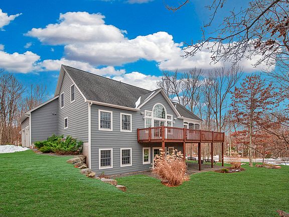 2nd image of 106 Glennwood Dr