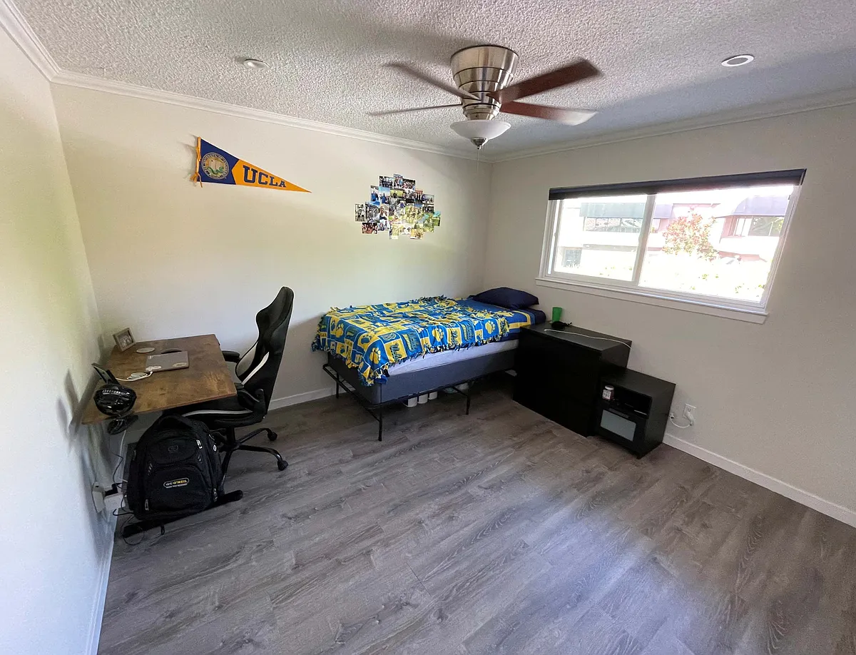 Building Photo - 140 S Morrissey Ave #14