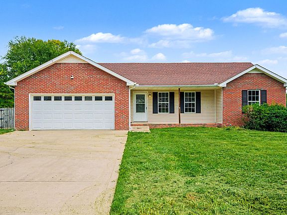 4th image of 1781 Butternut Dr