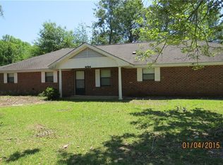 705 E Lakeshore Dr, Carriere, MS 39426