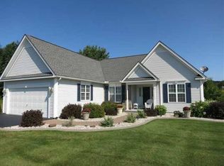 236 Quarterdeck Pl, Rochester, NY 14612