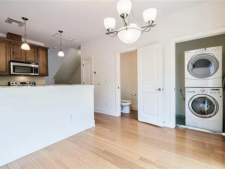 13420 Lyndhurst St #602 — Photo 7
