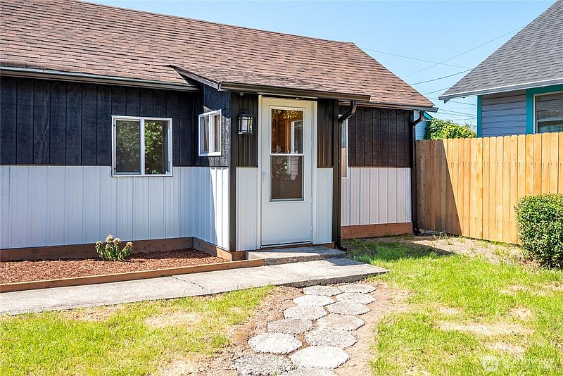 4th image of 325 23rd Avenue