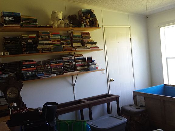 5th image of 650 NE 130th Ave