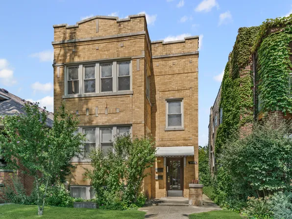 2542 W Cullom Ave, Chicago, IL 60618
