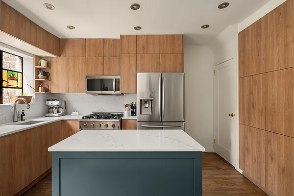 Sold by Douglas Elliman | media 7