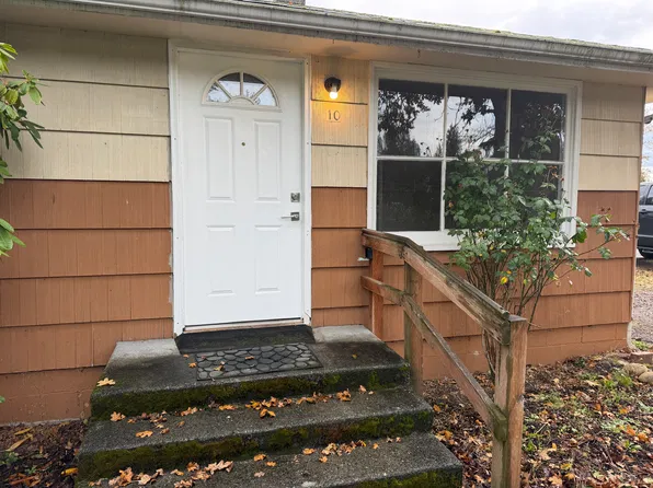 18703 1st Avenue Ct S #10, Spanaway, WA 98387