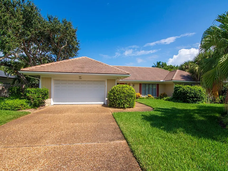 256 Egret Ln