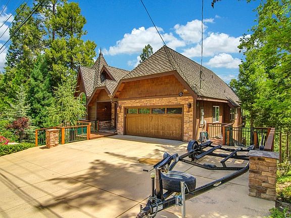 2nd image of 843 Jagerhorn Dr