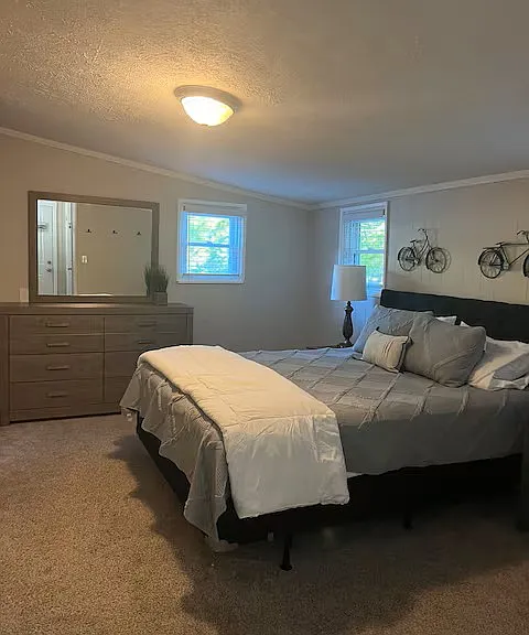 113 Hemphill Rd — Photo 28