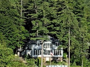 26 Colony Cove Rd, Lake George, NY 12845