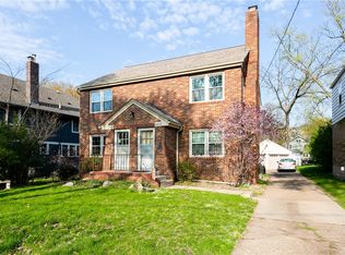 1123 38th St, Des Moines, IA 50311