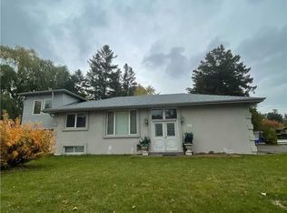 546 Major Mackenzie Dr E, Richmond Hill, ON L4C 1J5