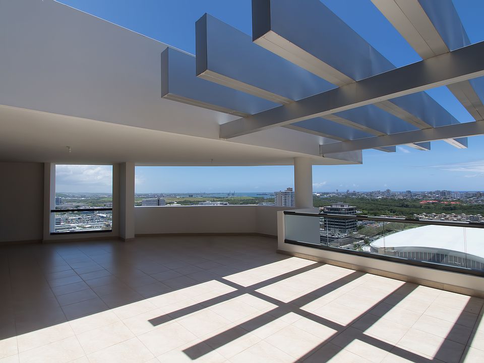 2nd image of 120 Calle Carlos Chardon #Quantum Me