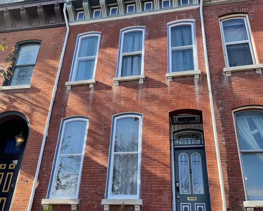 1st image of 1419 S 10th St