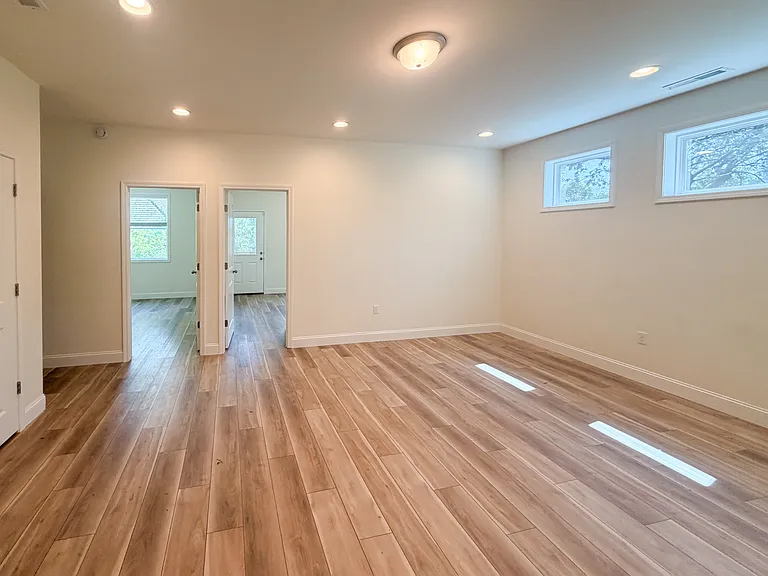 2806 Mineral Springs Ave — Photo 13