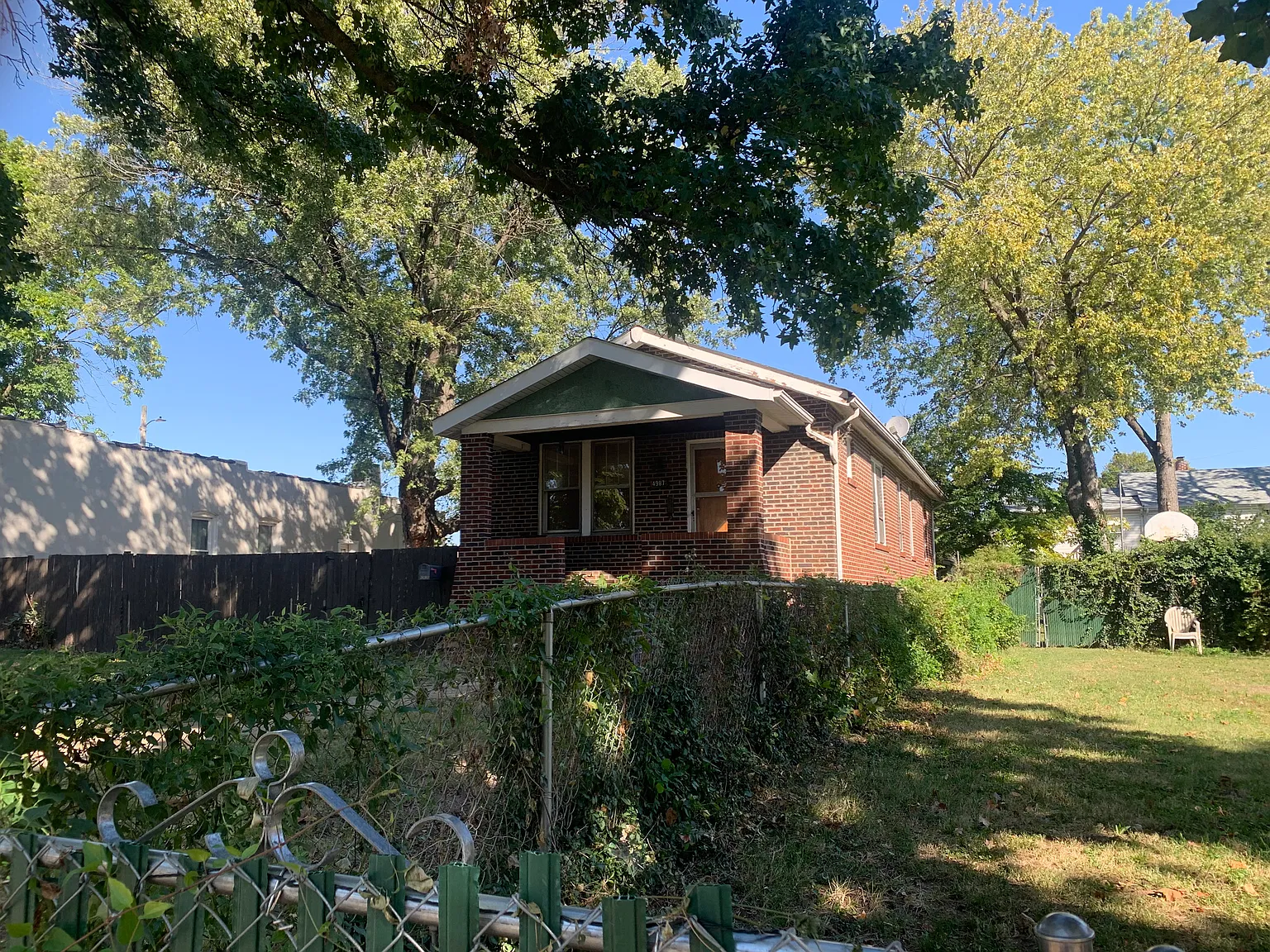 2 bed, 1200 sqft, $1,595 — Photo 2