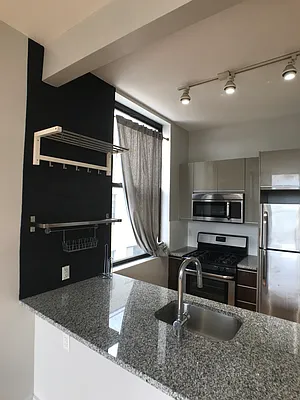 Rented by City Vista Inc | media 25