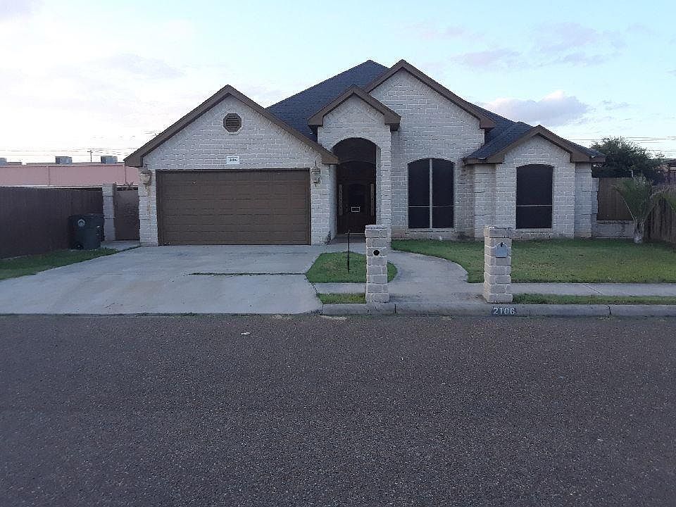 1st image of 2106 W 42 1/2 St