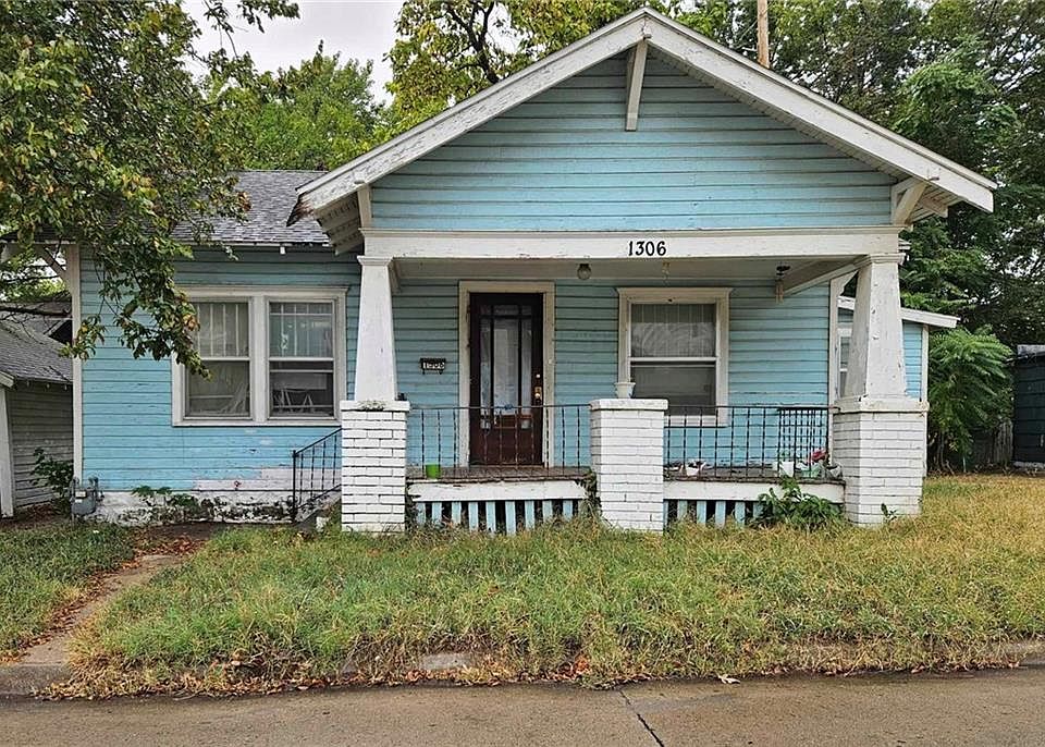 1st image of 1306 S Joplin St