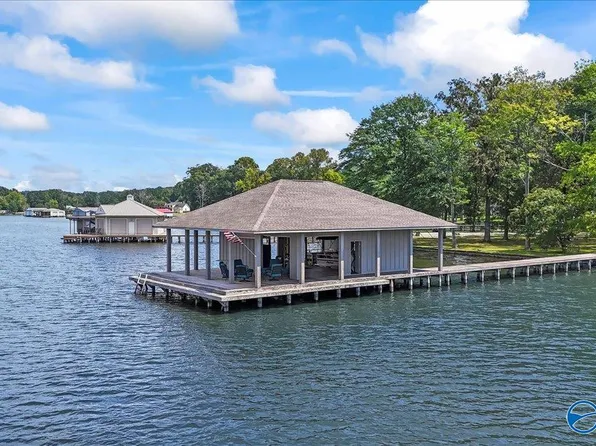 128 Floyd Cir, Scottsboro, AL 35769