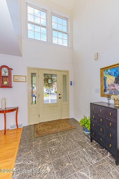 3rd image of 3220 Franklin Street