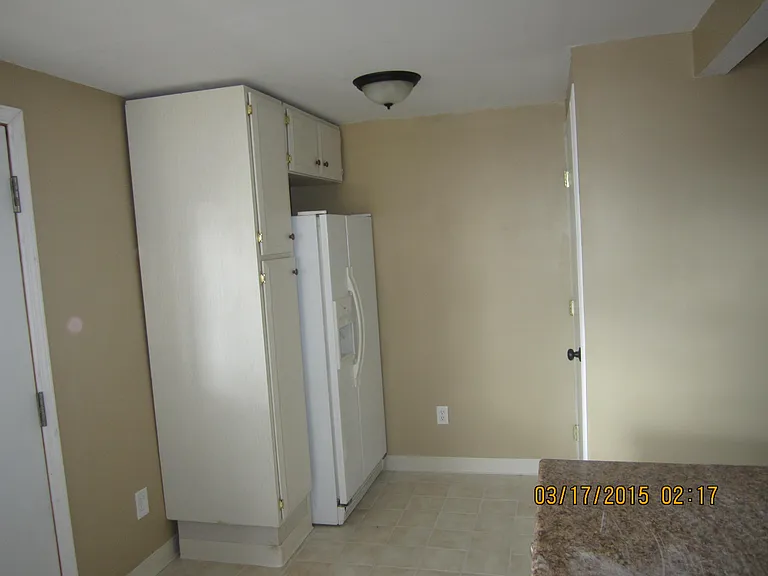 335 E 8th Ave #1 — Photo 5