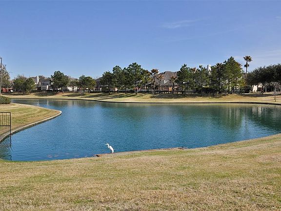 2nd image of 6418 Cottonwood Park Ln
