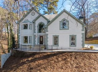 9570 Huntcliff Trce, Sandy Springs, GA 30350