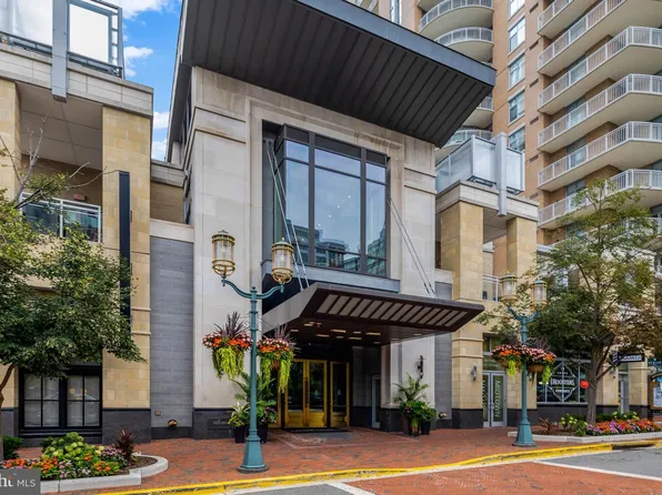 11990 Market St Unit 814, Reston, VA 20190