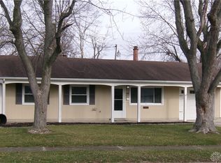 40 Laurelgrove Dr, Englewood, OH