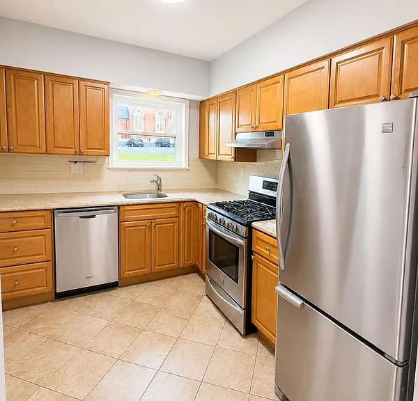 50 Davidson Rd #A — Photo 4