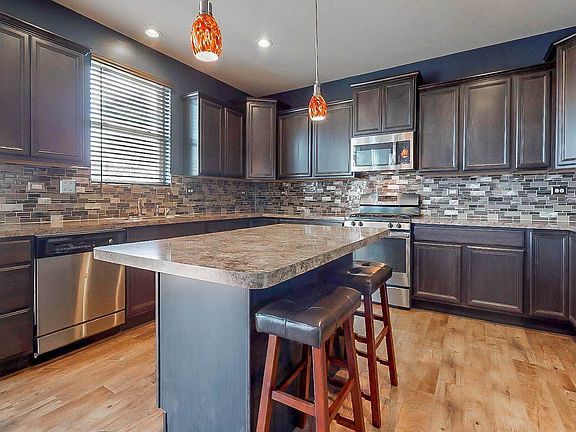 2nd image of 2134 Bonnieglen Dr
