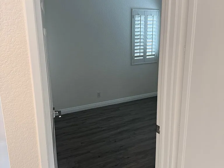 1641 Wesley Way — Photo 24