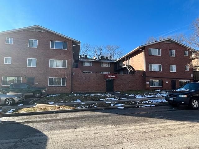 1st image of 3410 Harrison St #18