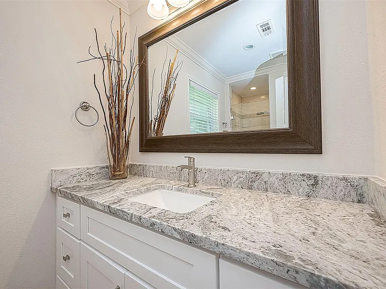 10306 Bob White Dr — Photo 19