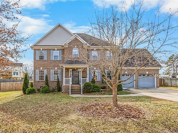2nd image of 1051 Gregory Way Dr