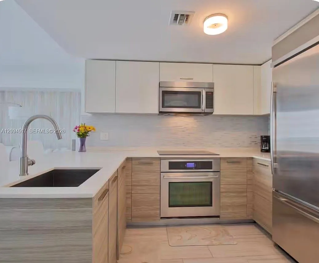 Brickellhouse Condo — Photo 4
