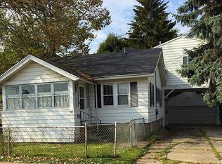 503 Hall St, Ionia, MI 48846