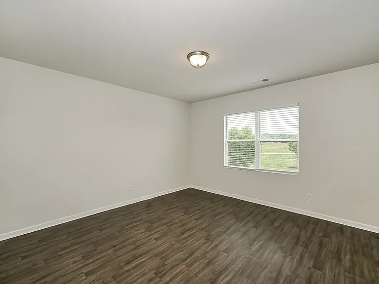 545 Samuel Lee Ln — Photo 14