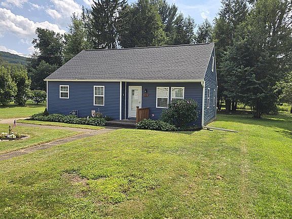2nd image of 22 Linda Ln