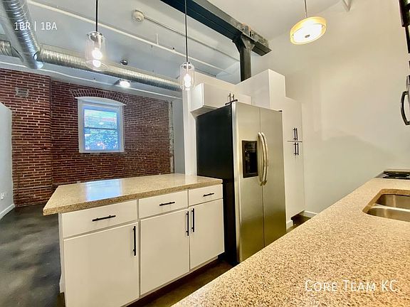 3rd image of 204 Walnut St #104