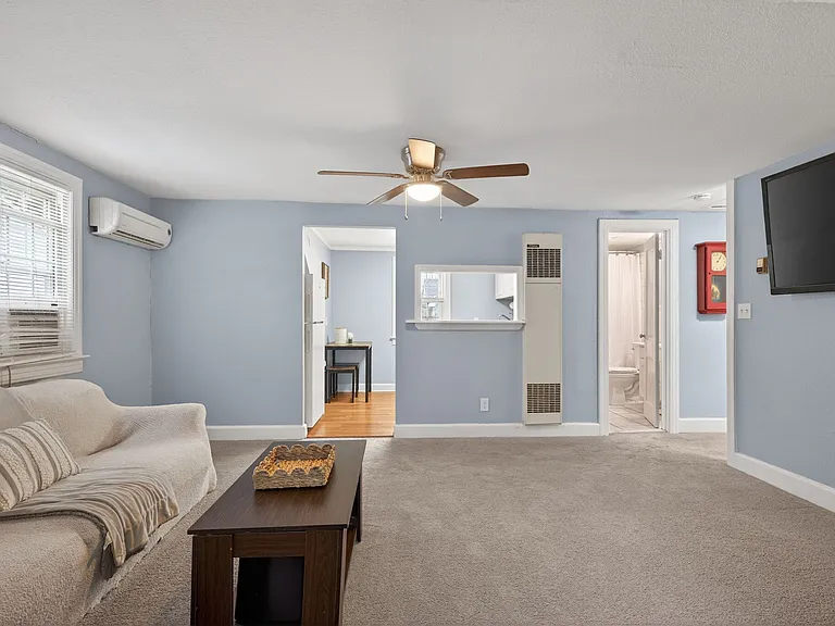 121 W Government Ave #B — Photo 13