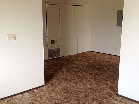 3rd image of 1757 Richland Ave APT 34